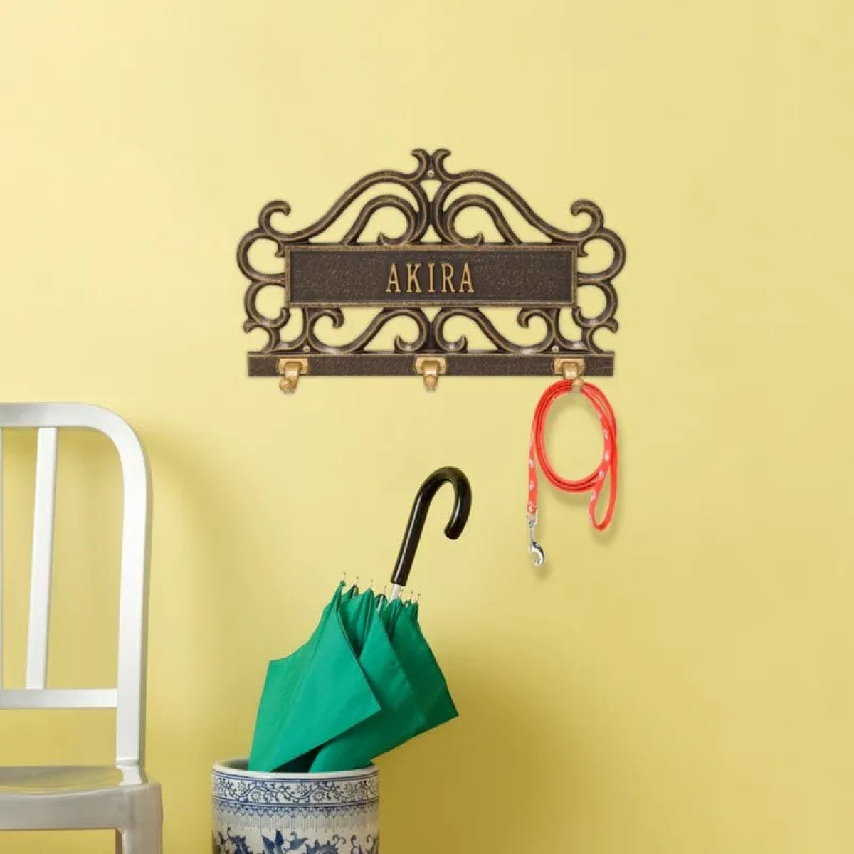 Whitehall Scroll Personalized Pet Leash Hook Plaque