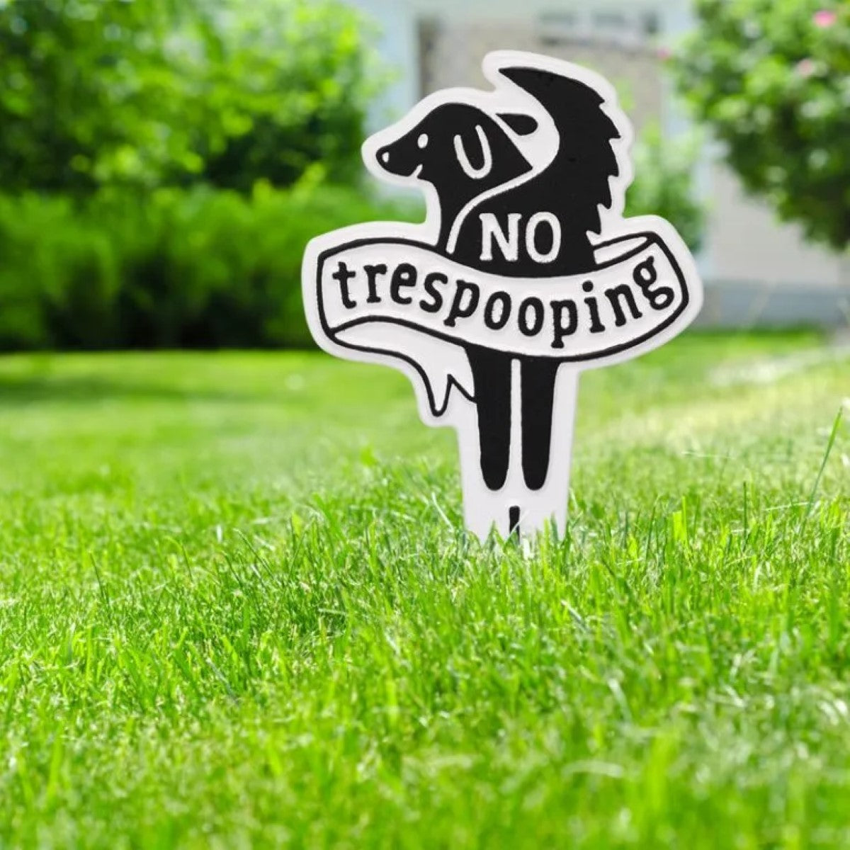 Whitehall No Trespooping Pet Courtesy Lawn Plaque with Stake