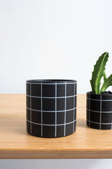 Pepper Matte Ceramic Pot By Accent Decor