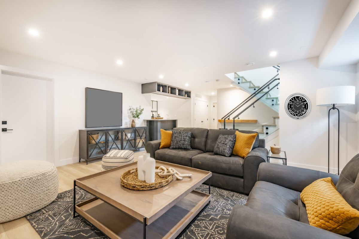 Bulova C1938 Watch Time Neon Wall Clock